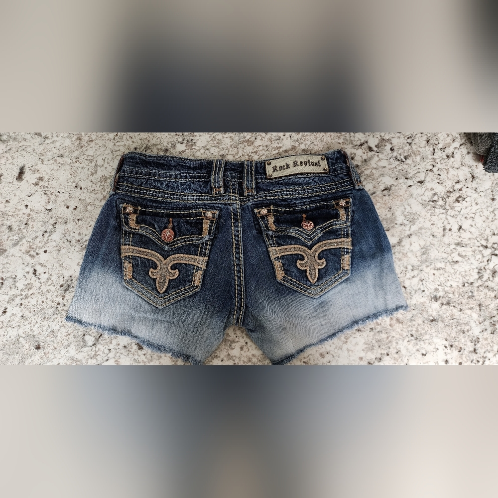 Rock Revival Distressed Shorts 27